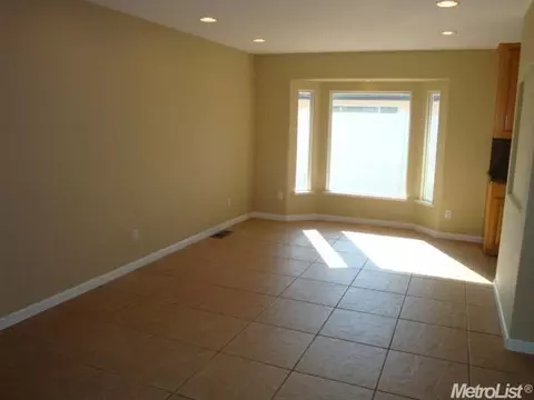 3420 Winchester Ct, Modesto, CA 95355 photo 7