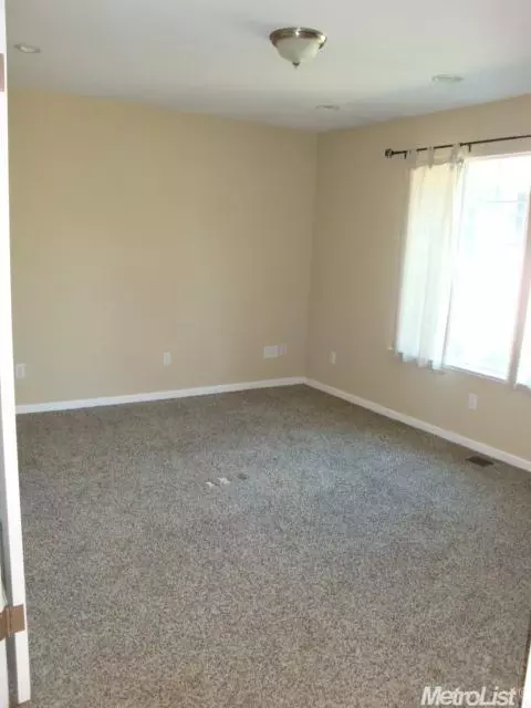 3420 Winchester Ct, Modesto, CA 95355 photo 10