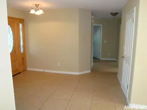 3420 Winchester Ct, Modesto, CA 95355 photo 8