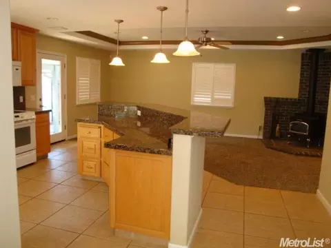 3420 Winchester Ct, Modesto, CA 95355 photo 4