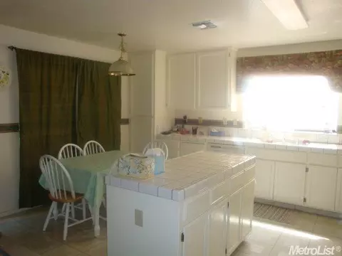 1500 Citrus Dr, Modesto, CA 95350 photo 7