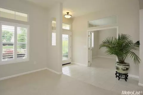 8945 Cape Windham Pl, Orangevale, CA 95662 photo 5