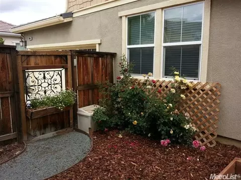 9454 Vintner Cir, Patterson, CA 95363 photo 7