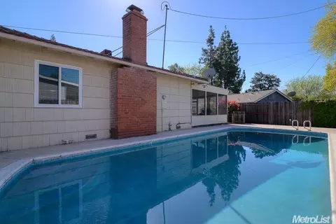 4900 Gibbons Dr, Carmichael, CA 95608 photo 17