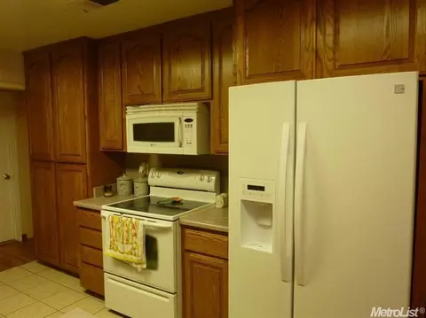 564 Root Rd, Modesto, CA 95357 photo 11
