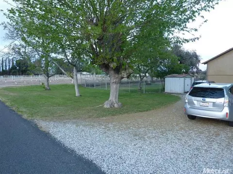 564 Root Rd, Modesto, CA 95357 photo 3