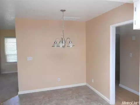 2717 Stoneridge, Modesto, CA 95355 photo 5