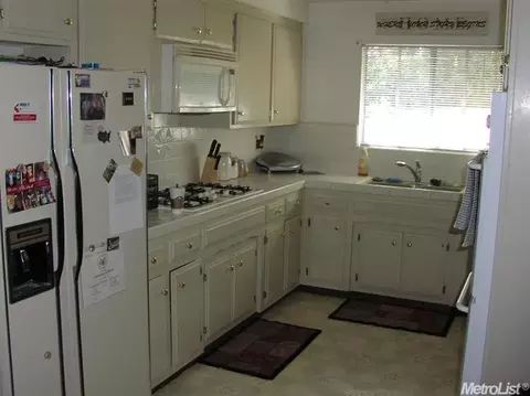 4543 Barrett Rd, Carmichael, CA 95608 photo 2