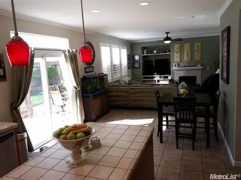 1537 Sturm Dr, Modesto, CA 95355 photo 5