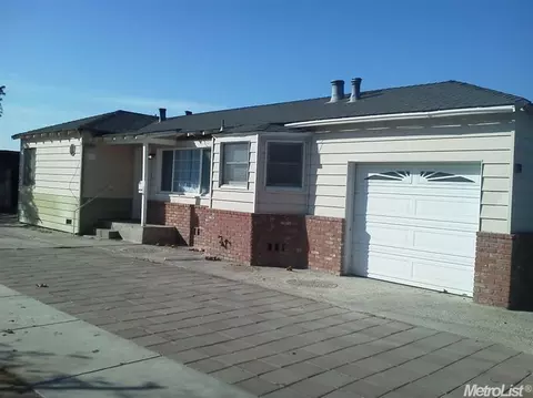 170 E Childs Ave, Merced, CA 95341 photo 1