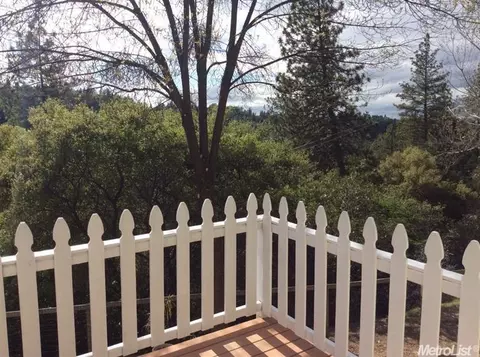 3195 Glory Rd, Placerville, CA 95667 photo 4