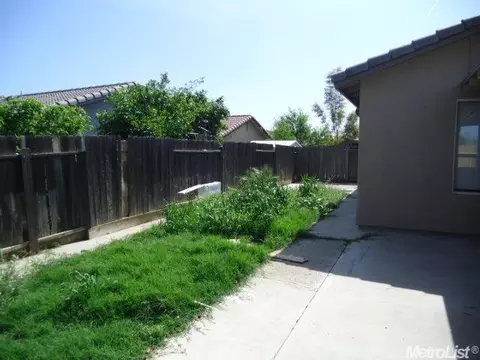 302 Ian Ct, Merced, CA 95341 photo 16