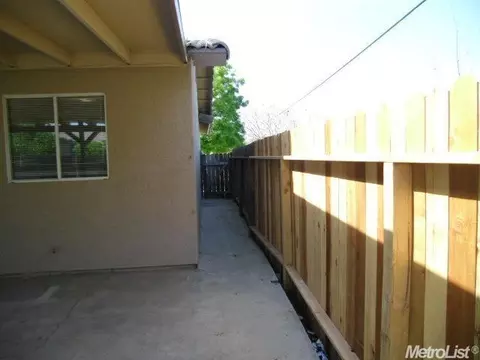 302 Ian Ct, Merced, CA 95341 photo 14