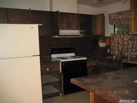 5744 Locust Ave, Carmichael, CA 95608 photo 2