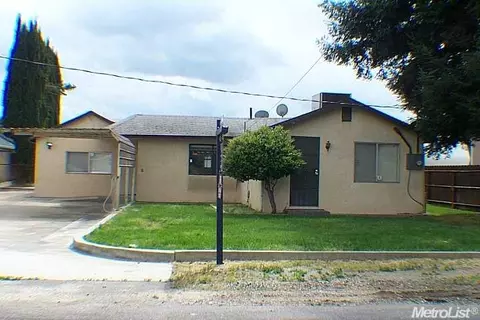3400 E Redwood Rd, Ceres, CA 95307 photo 1