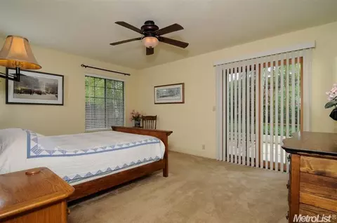 4249 Glenridge Dr, Carmichael, CA 95608 photo 4