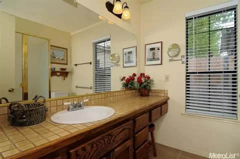 4249 Glenridge Dr, Carmichael, CA 95608 photo 6