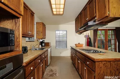 4249 Glenridge Dr, Carmichael, CA 95608 photo 3