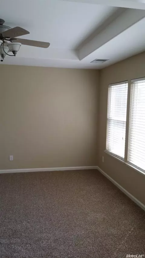 2268 Golden Leaf Ln, Tracy, CA 95377 photo 13