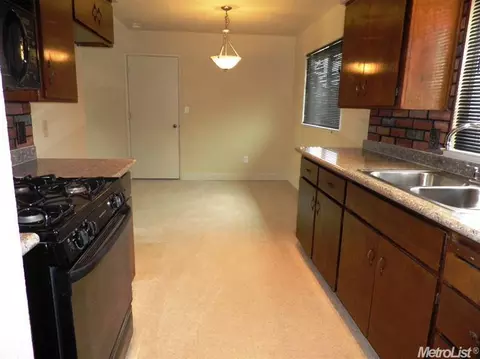 5205 Estates Dr, Modesto, CA 95357 photo 6