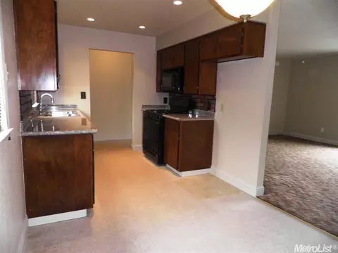 5205 Estates Dr, Modesto, CA 95357 photo 7