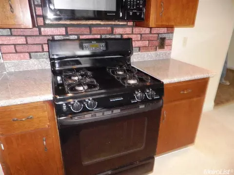 5205 Estates Dr, Modesto, CA 95357 photo 9