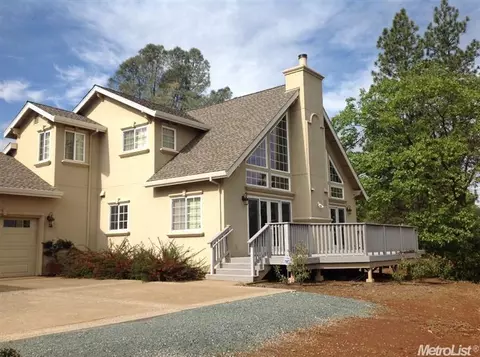15460 Lupe Rd, Pine Grove, CA 95665 photo 2