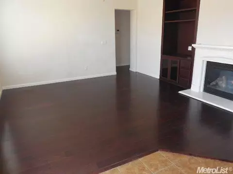 577 Ashwood Ln, Patterson, CA 95363 photo 3