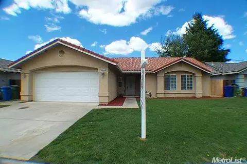 4523 Capurso Dr, Turlock, CA 95382 photo 1