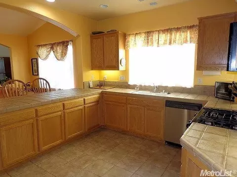 1805 Lifetime Dr, Modesto, CA 95355 photo 13