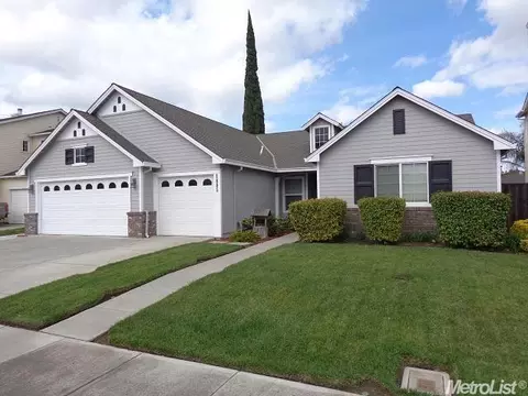 1805 Lifetime Dr, Modesto, CA 95355 photo 2