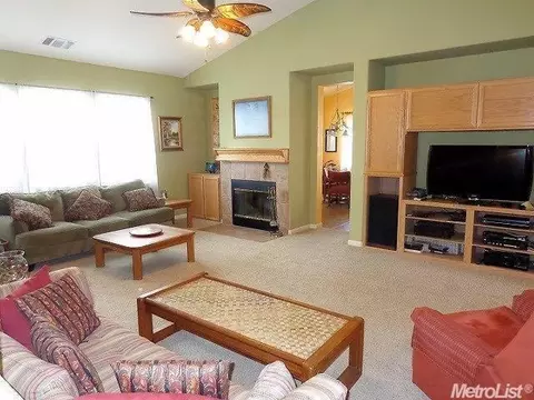 1805 Lifetime Dr, Modesto, CA 95355 photo 5