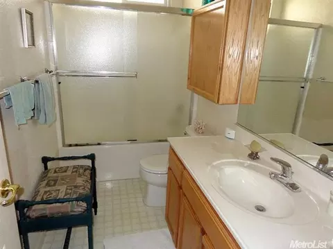 1805 Lifetime Dr, Modesto, CA 95355 photo 16