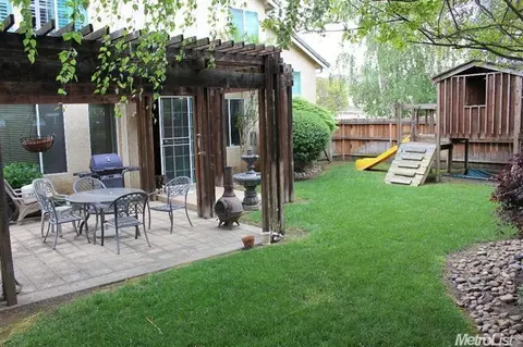 807 Eucalyptus Ct, Lodi, CA 95242 photo 17