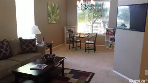 807 Eucalyptus Ct, Lodi, CA 95242 photo 8