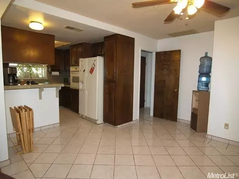 3204 Pembroke Dr, Modesto, CA 95350 photo 10
