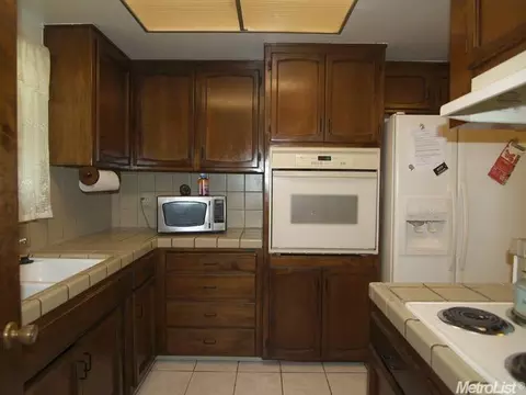 3204 Pembroke Dr, Modesto, CA 95350 photo 12