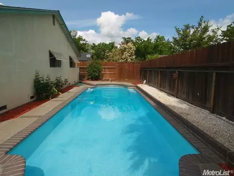 3204 Pembroke Dr, Modesto, CA 95350 photo 25