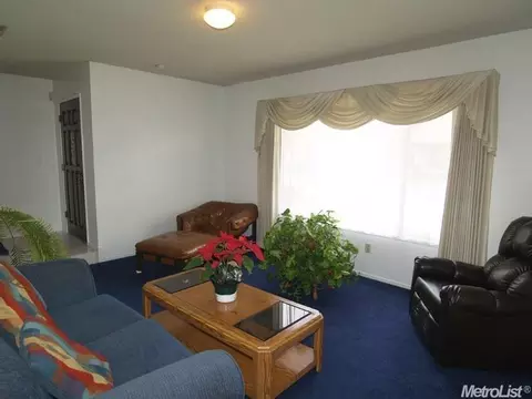 3204 Pembroke Dr, Modesto, CA 95350 photo 5
