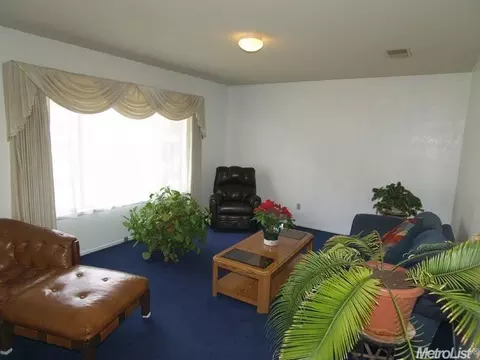 3204 Pembroke Dr, Modesto, CA 95350 photo 4