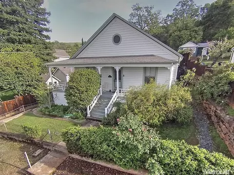 16 Nickerson St, Sutter Creek, CA 95685 photo 2