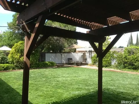 321 Stanislaus St, Lodi, CA 95240 photo 8