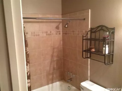 321 Stanislaus St, Lodi, CA 95240 photo 7