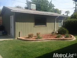 1209 Chehalem Dr, Modesto, CA 95350 photo 2