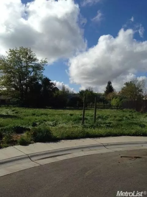 3050 Cassel Pl, Davis, CA 95616 photo 2