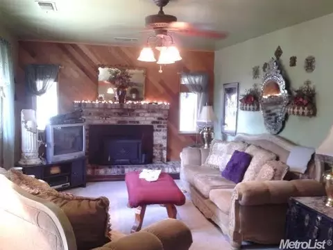 655 Helen Ct, Manteca, CA 95336 photo 7
