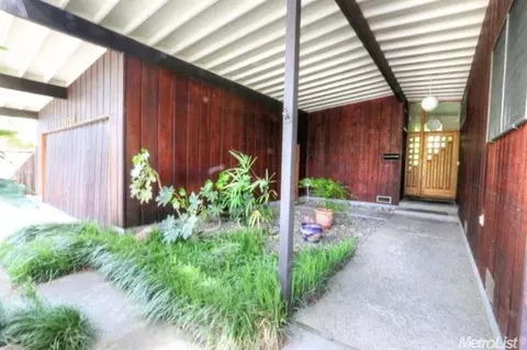 5750 Classic Pl, Carmichael, CA 95608 photo 2