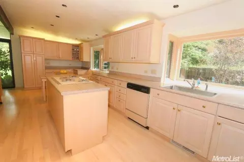 5750 Classic Pl, Carmichael, CA 95608 photo 13