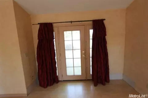 1609 Brookshire Ct, Modesto, CA 95358 photo 13
