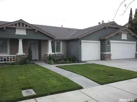 2300 Trail Way, Turlock, CA 95382 photo 1